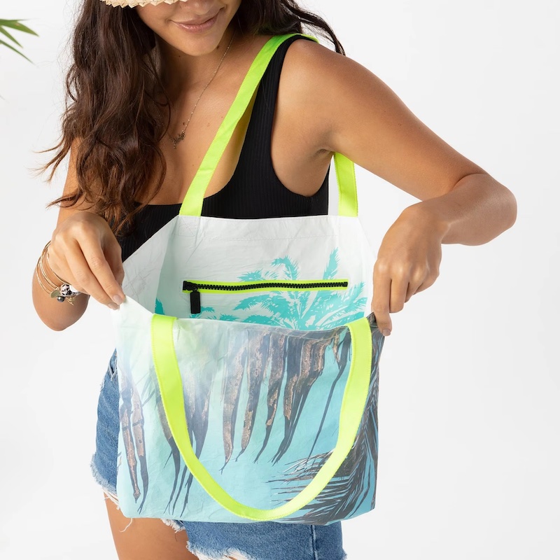 Tyvek Tote Bag With Zipper 