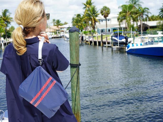Bolsa de playa Tyvek impermeable personalizada: bolsa ligera para maquillaje en húmedo y seco con rayas de cuerda náutica