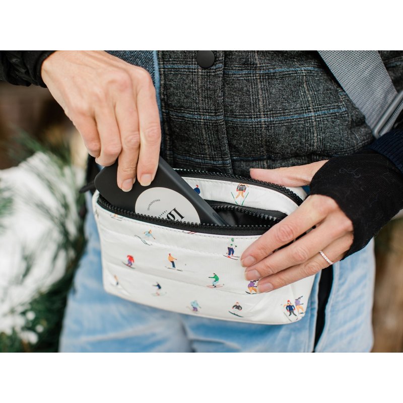 Riñonera de moda para mujer y hombre: versátil bolso bandolera para entrenamiento, viajes y uso diario.