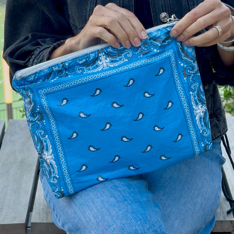 Bolsa de maquillaje Tyvek de gran capacidad con impresión personalizada: organizador de cosméticos de viaje resistente al agua